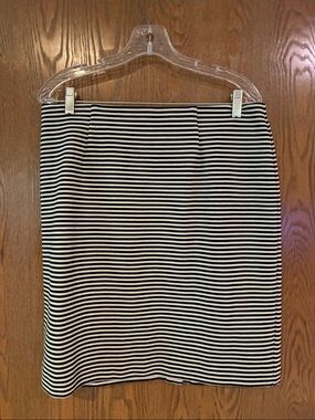 J. Jill Black and White Striped Pencil Skirt